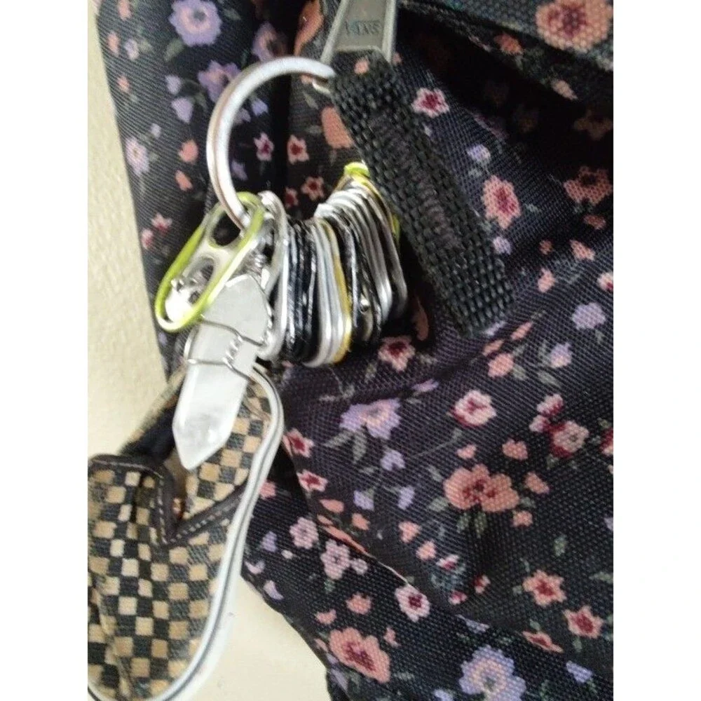 Vans Off The Wall Floral on Black Backpack School Bag with Charms